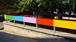 Geländer mit verschiedenen Farben